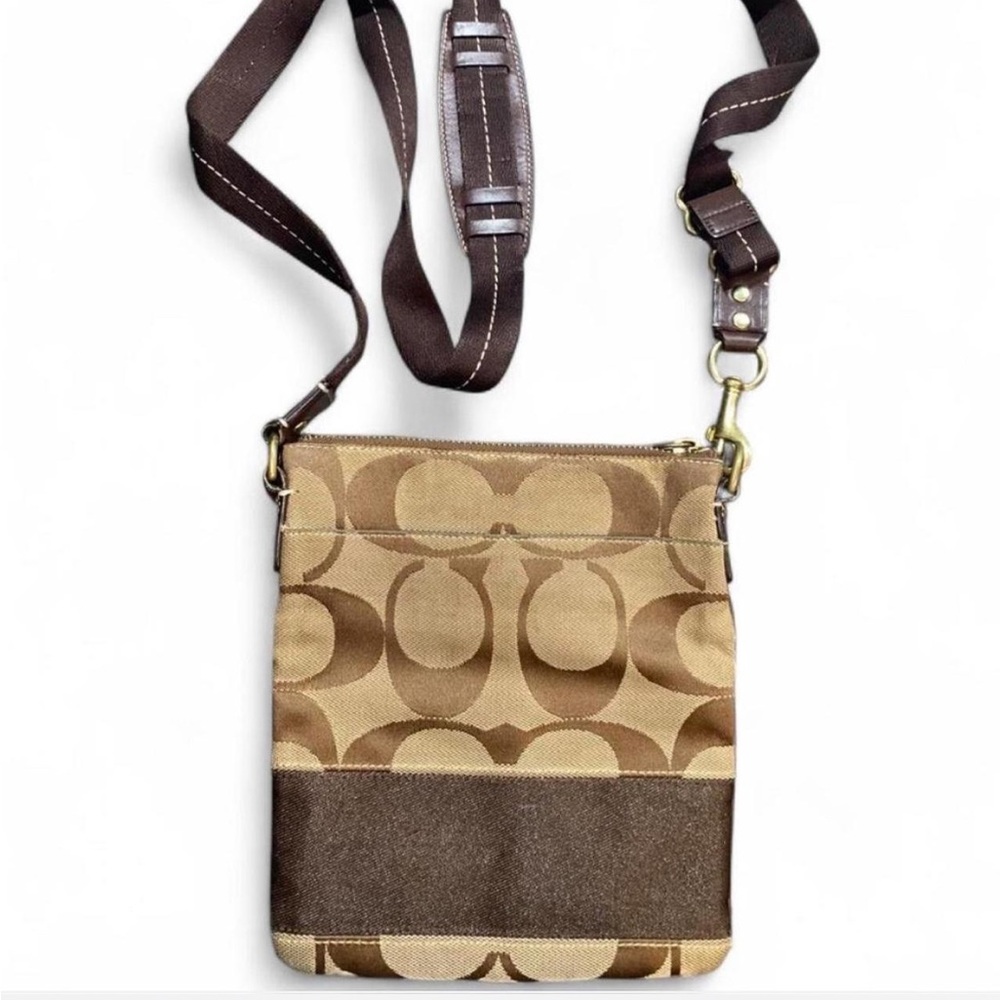 Vintage Coach Bag – Early 2000s Classic